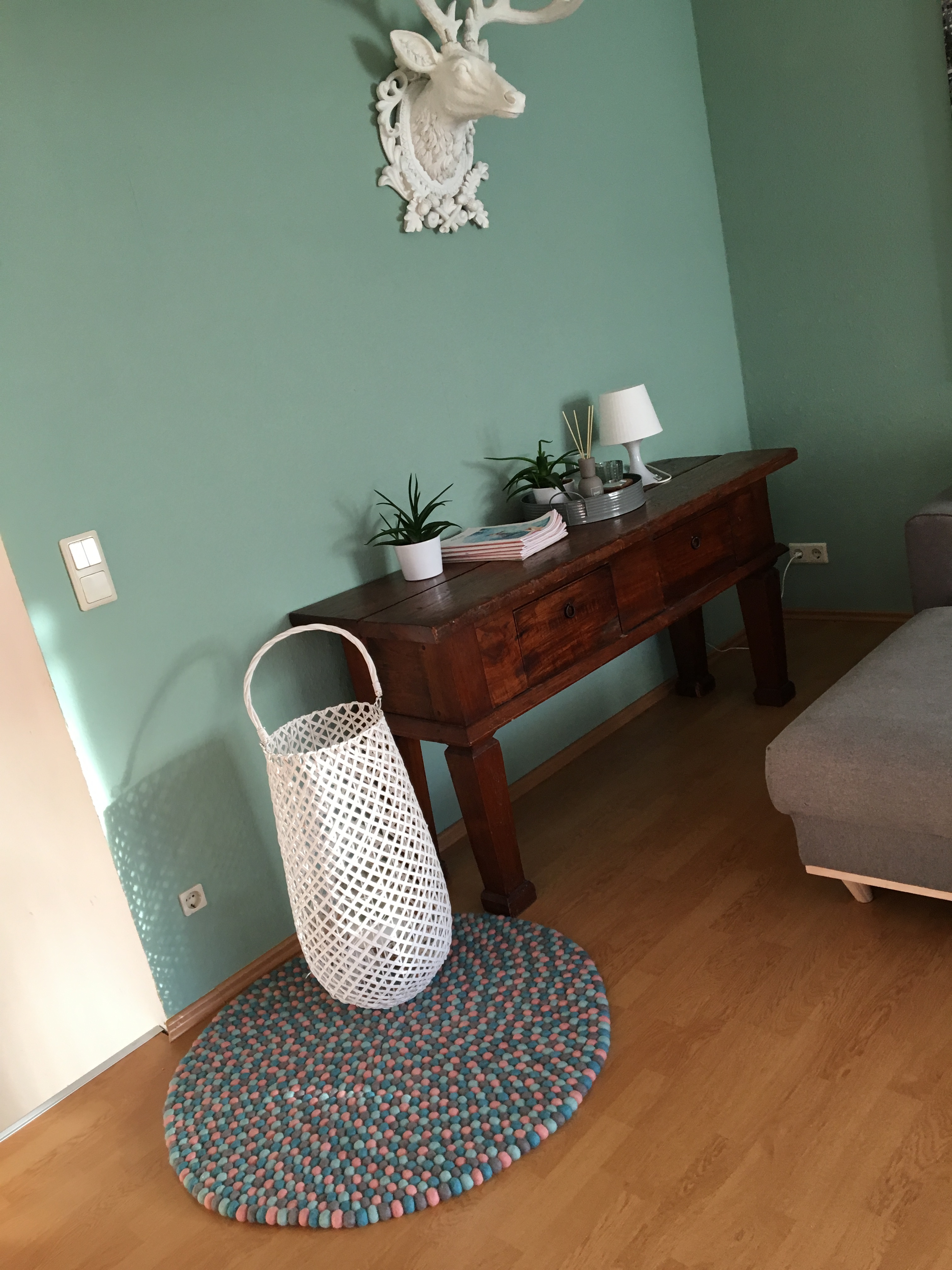 Sukhi Filzkugelteppich Mint